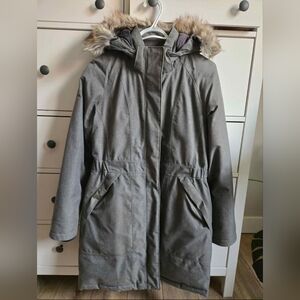 The North Face Gray Puffer Snow Jacket with Removable Faux Fur Hood Cinched Wais